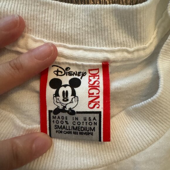 Vintage 80s Disney Minnie Through the Years Tee, Size small / medium - Picture 5 of 12
